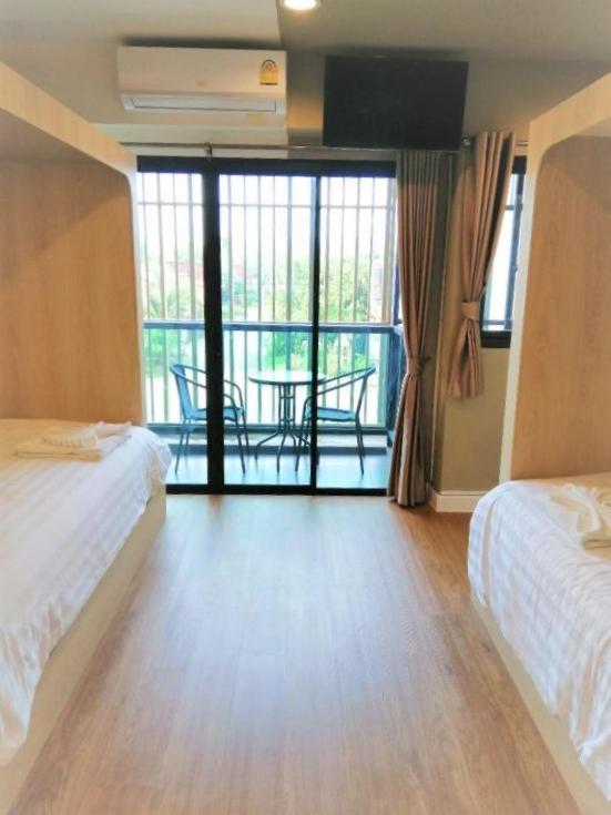 La La Moon Krabi Poshtel'N' Pool Bed & Breakfast Ngoại thất bức ảnh